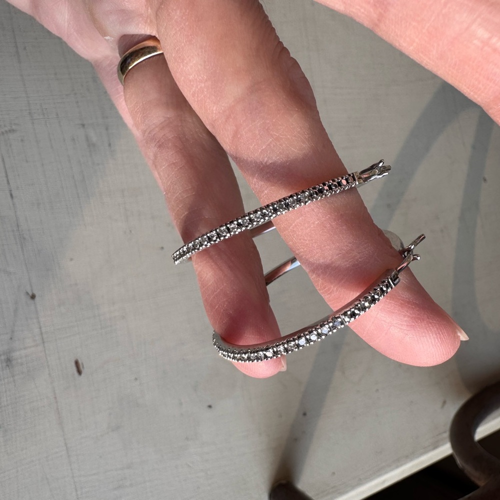 Elegant sterling Silver Hoop Earrings